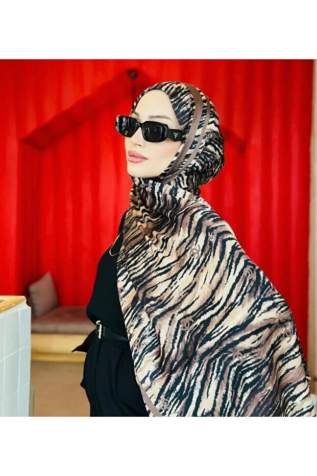 Zebra Pattern Manufacturing English Book – Brown Voile Silk Shawl