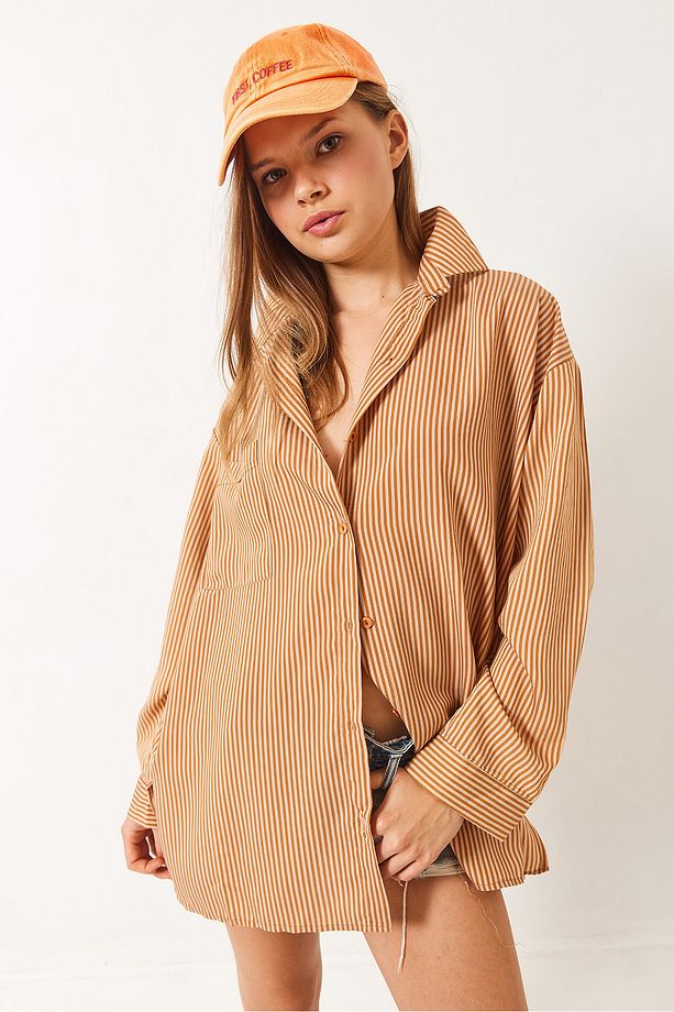 Kadın Tek Cepli Yanları Yırtmaçlı Çizgili Poplin Gömlek 2557 60283069 - 6