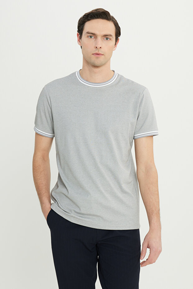 Men's Light Gray Cotton Slim Fit Slim Fit Crew Neck T-Shirt