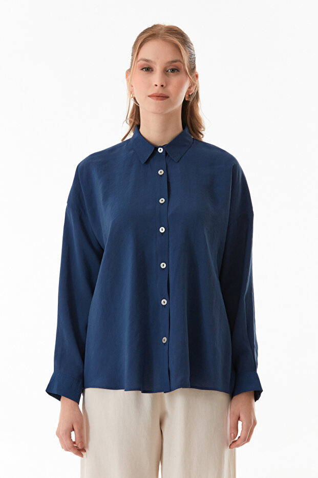 Basic Oversize Arkası Uzun Düğmeli Gömlek - 8