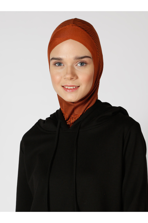 قبعة رياضية متقاطعة بنمط مخطط - لون طابقي - (ST308)، (ID 7830832)