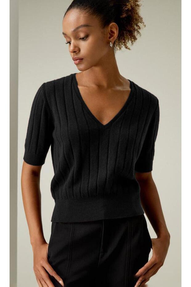 Black V-Neck Braided Women's Knitwear T-Shirt Mg2369