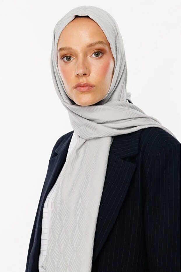 Aura Pattern Silky Jacquard Shawl - 2