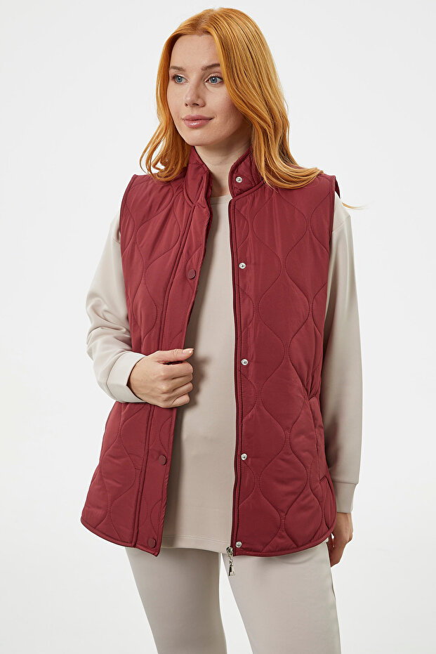 Regular Fit Quilted Snap Vest - Claret Red