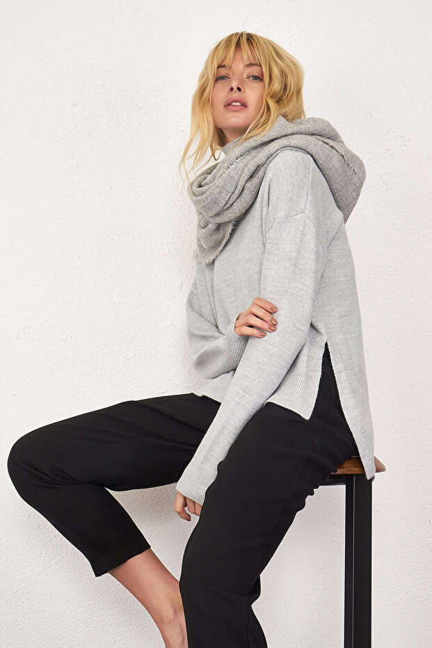 Women's Knitwear Sweater with Stand Collar - Gray