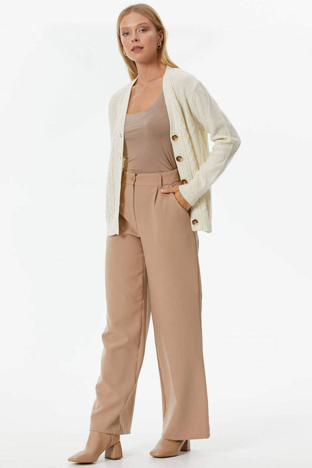 Düğmeli Saç Örgülü Triko Hırka - Kemik - 3