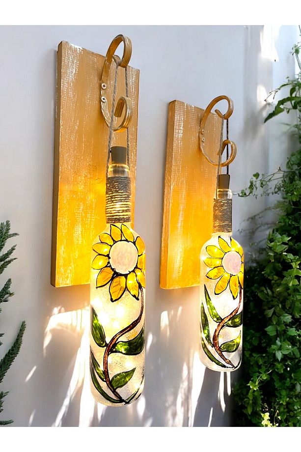 Peri Led Aydınlatma Sarı Ahşap Dekorlu, Vitray El Boyama Ayçiçekli Şarap Şişesi Aplik 2 'li Set. - 3