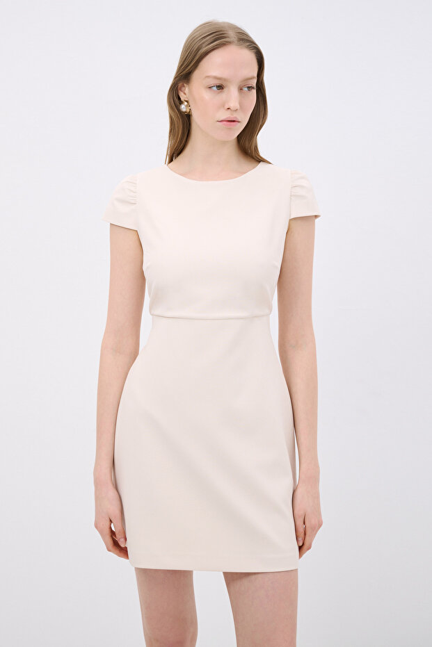 Arkası Pencereli Elbise - 5