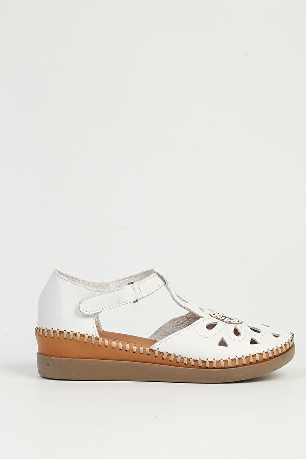 White Leather Women's Heeled Shoes Pc-54518