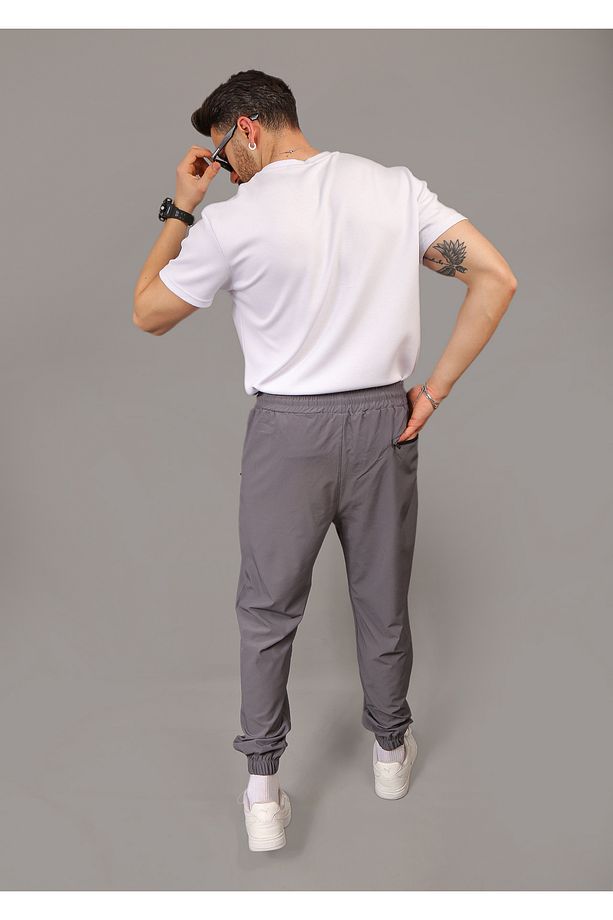 Paraşüt Kumaş Regular Fit Paça Lastikli Cep Fermuarlı Eşofman Altı - 3