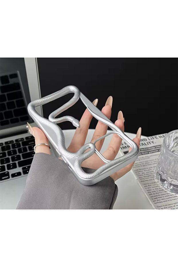 حافظة سيليكون بتصميم ثعبان ثلاثي الأبعاد متوافقة مع هاتف Apple IPHONE 15 PRO MAX - 3