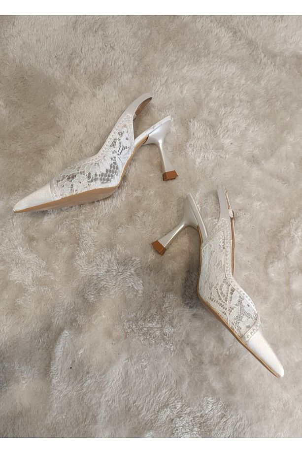 Lace Dantel Ve Inci Taş Detaylı Sivri Burun 8 Cm Kadeh Topuk Gelin Ayakkabısı - 4