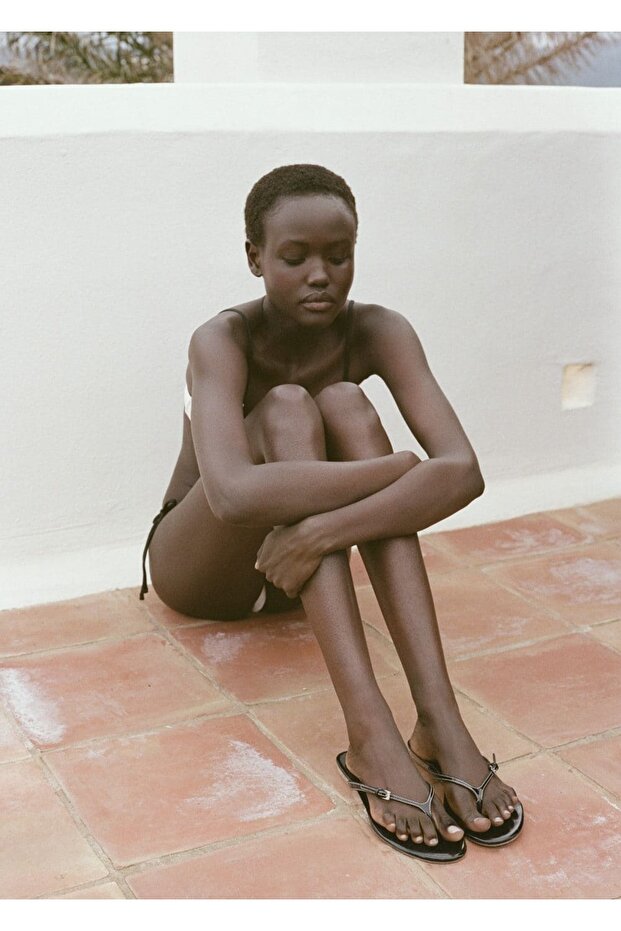 Tokalı bantlı sandalet - 2