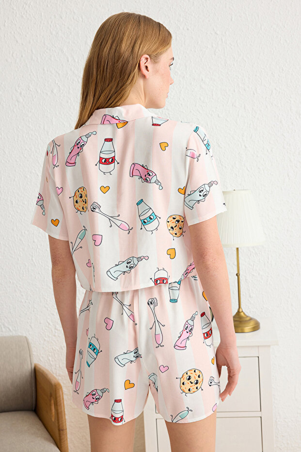 Kadın Mini Me/Anne Kız Çok Renkli Eğlence Desenli Viskon Şortlu Dokuma Pijama Takımı THMSS22PT0069 - 7