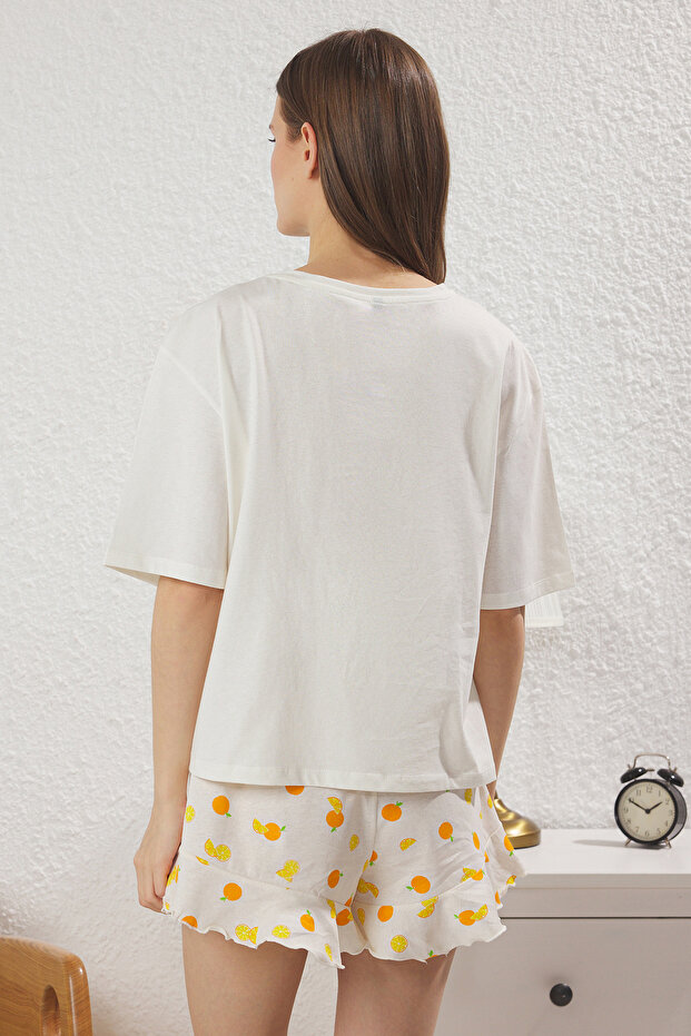 Kadın Mini Me/Anne Kız Beyaz %100 Pamuklu Meyve Desenli Şortlu Örme Pijama Takımı THMSS25PT00295 - 7