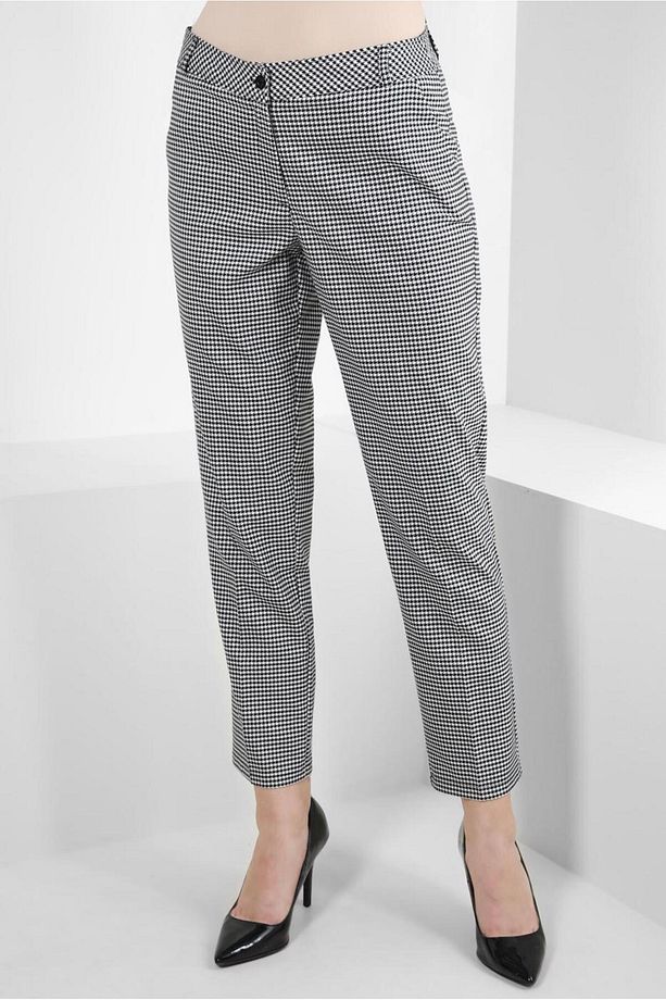 KAZAYAĞI DESENLİ DAR PAÇA PANTOLON 70547 - 2