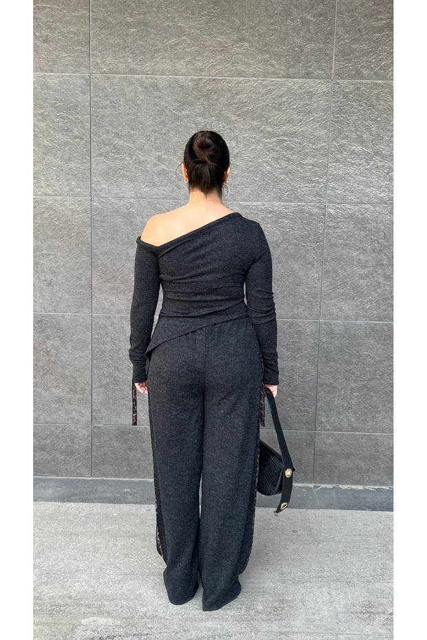 Leopar Şeritli Siyah Örme Bluz Takım - 3