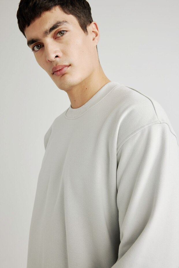 Oversize Geniş Kalıp Bisiklet Yaka Basic Düz Sweatshirt T5139az24sp - 4