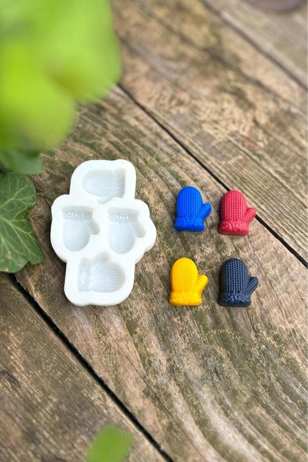 3D Eldiven Mini 4'lü Silikon Mum Kalıbı - 2