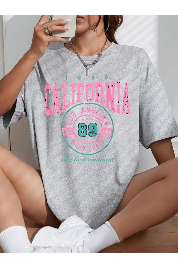 Women Fashion Casual T-Shirt, Artistic Alphabet Print with Polyester Crew Neck T-Shirt