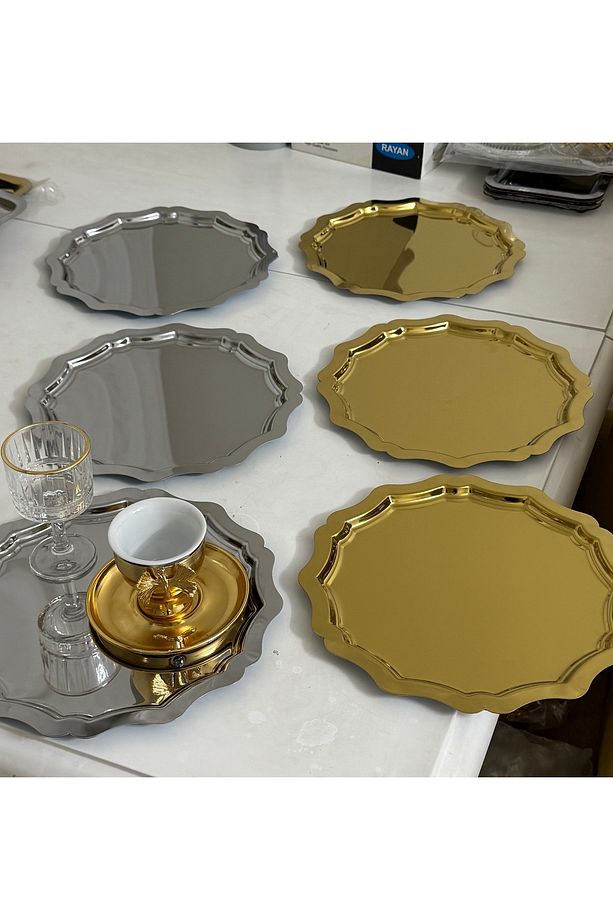 GOLD VE GÜMÜŞ YUVARLAK DALGALI 6 ADET SERVİS VE SUNUM TEPSİSİ - 1