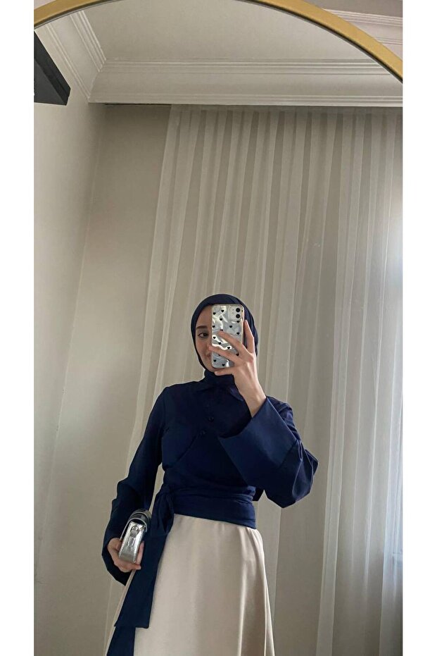 BELDEN BAĞLAMALI GÖMLEK - 3