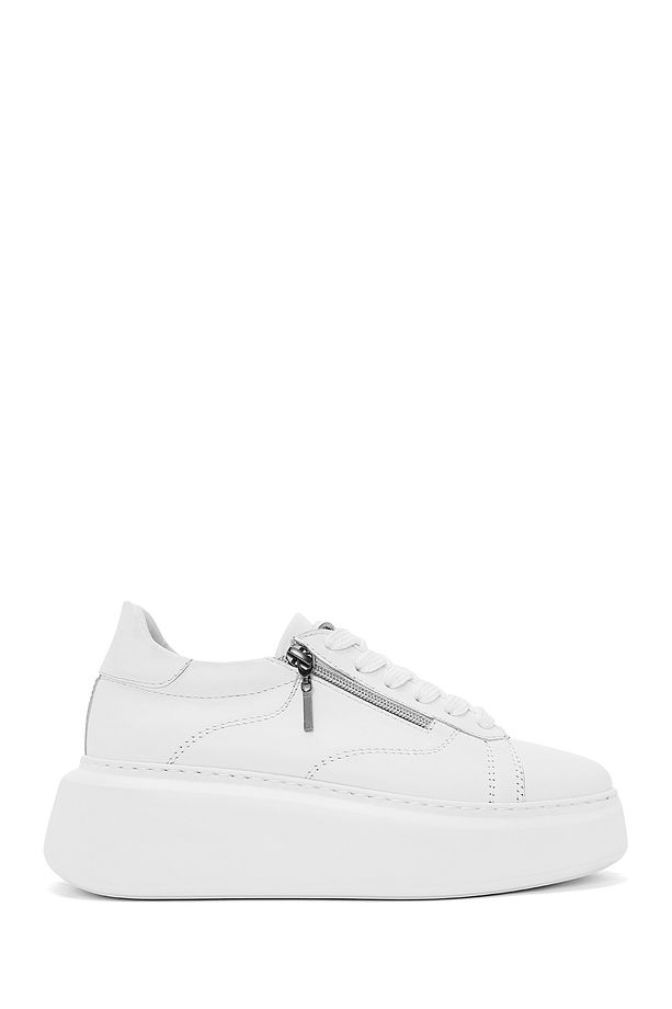 Kadın Beyaz Fermuarlı Bağcıklı Kalın Tabanlı Deri Sneaker 25SFD511118 - 1