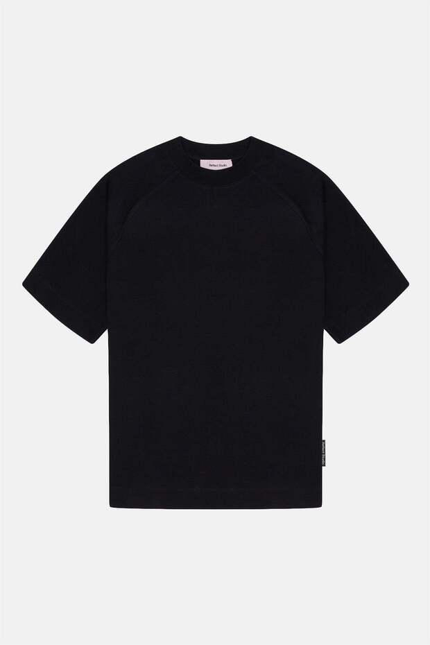 Logo Tag Premium T-Shirt - Black - 1
