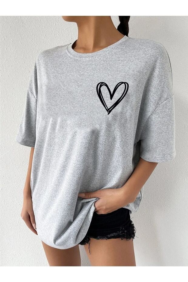 Minimal Heart T-shirt - Gray Printed Oversize Crew Neck Short Sleeve T-Shirt
