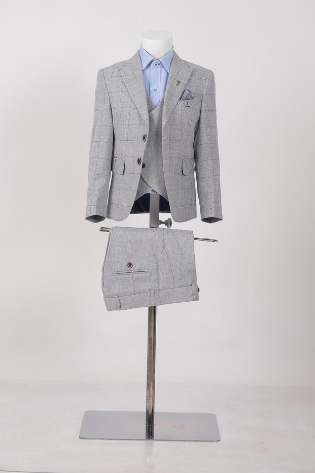 Checkered Boy's Suit / Shirtless_Mnvs2286