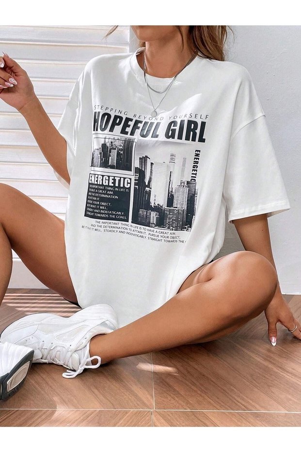 Hopeful Girl T-shirt - White Printed Oversize Crew Neck Short Sleeve T-Shirt