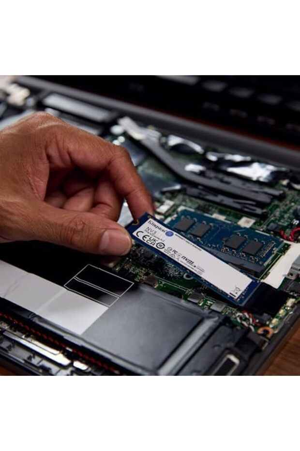 محرك أقراص الحالة الصلبة الداخلي NV3 PCIe 4.0 ذاكرة ثابتة Kingston، سعة 1 تيرابايت، M.2 22 × 80 مم، طراز SNV3S/ - 6
