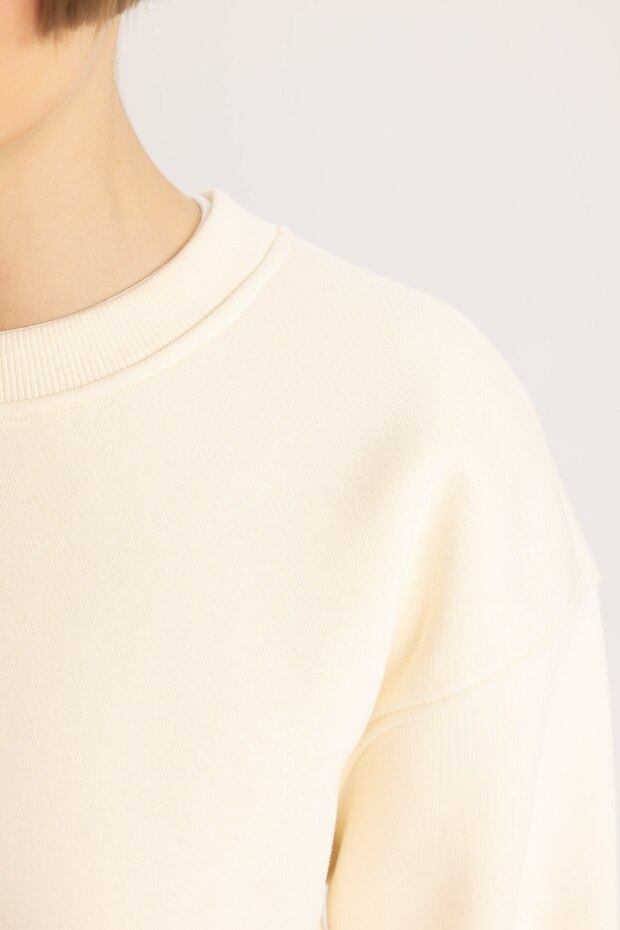 Relax Fit Bisiklet Yaka Kalın Basic Düz Sweatshirt B8568ax23wn - 5