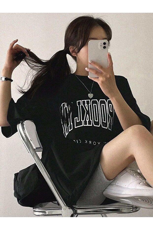 Brooklyn City T-Shirt - Black Printed Oversize Crew Neck Short Sleeve Loose