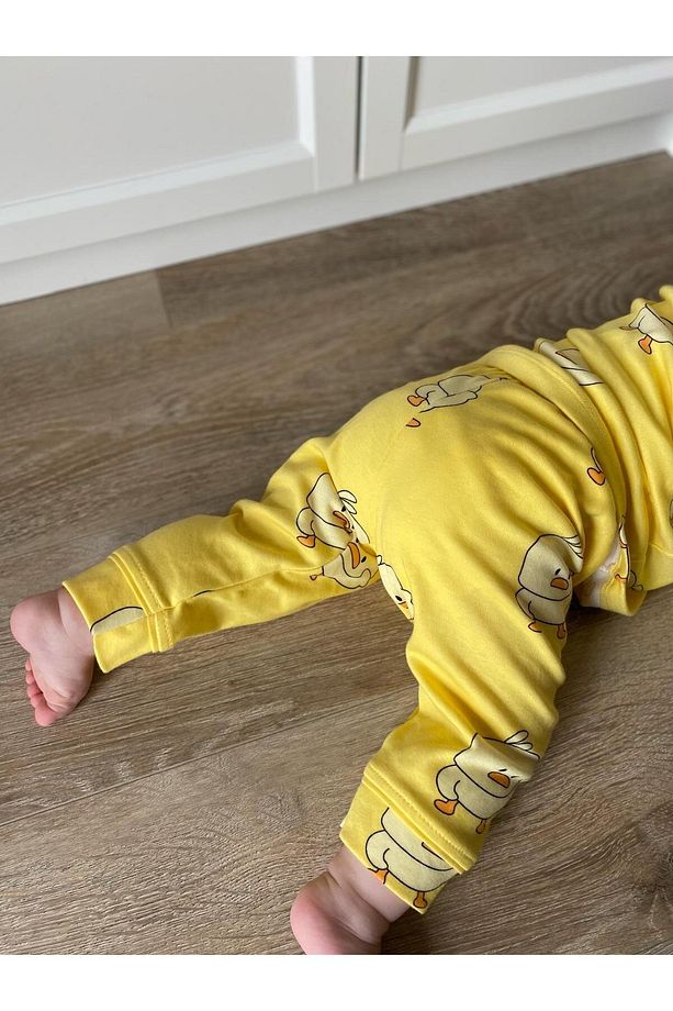 Sevimli Ördek Bebe Yakalı %100 Pamuk Yumuşacık Kumaş 2’li Unisex Pijama Takımı - 4