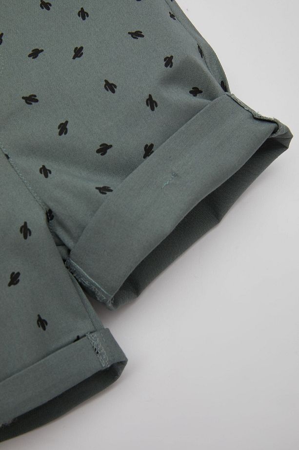 Erkek Bebek Kaktüs Desenli Gabardin Şort C3421A524SM - 3