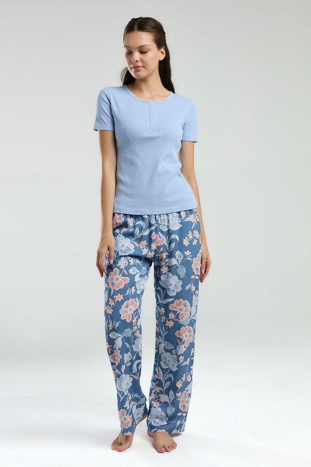 Kadın Mavi Çiçek Desenli Kısa Kollu Pijama Takımı R.O.3.0.Z.E.0.0..L.T. - 2