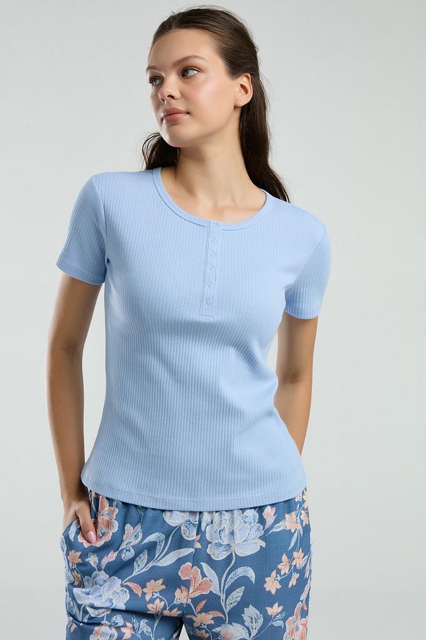 Kadın Mavi Çiçek Desenli Kısa Kollu Pijama Takımı R.O.3.0.Z.E.0.0..L.T. - 3