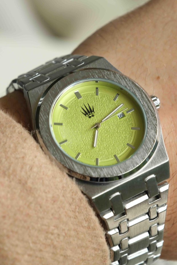 Iron Silver Green Wristwatch