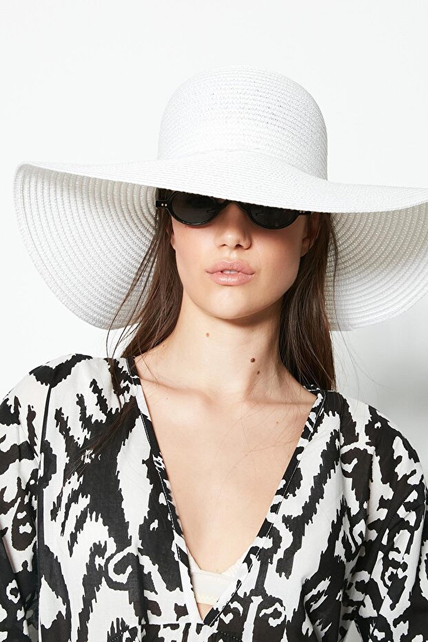 Short Brim Straw Beach Hat Y8201 White