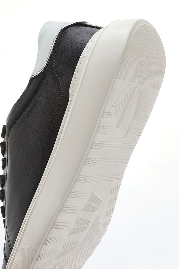 Erkek Siyah Bağcıklı Kalın Tabanlı Deri Sneaker 25SFD700018 - 8