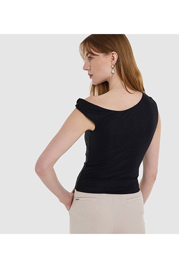 بلوزة نسائية محبوكة - 2