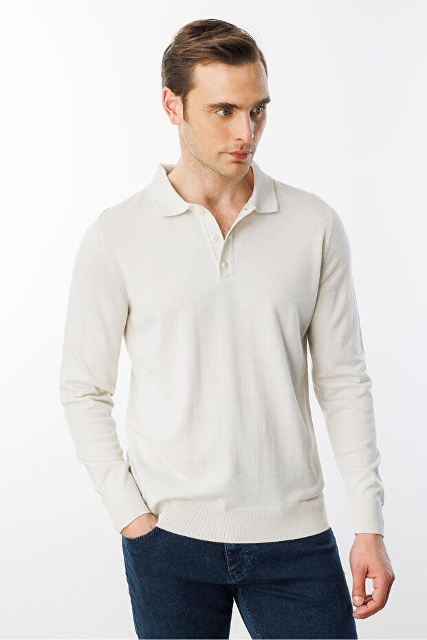 سترة رجالية أساسية برقبة بولو ونسيج رقيق من التريكو - 2