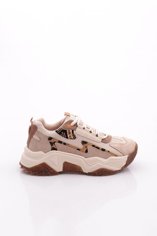 Women's Thick Sole Sneakers Beige Rose Leopard 762463138