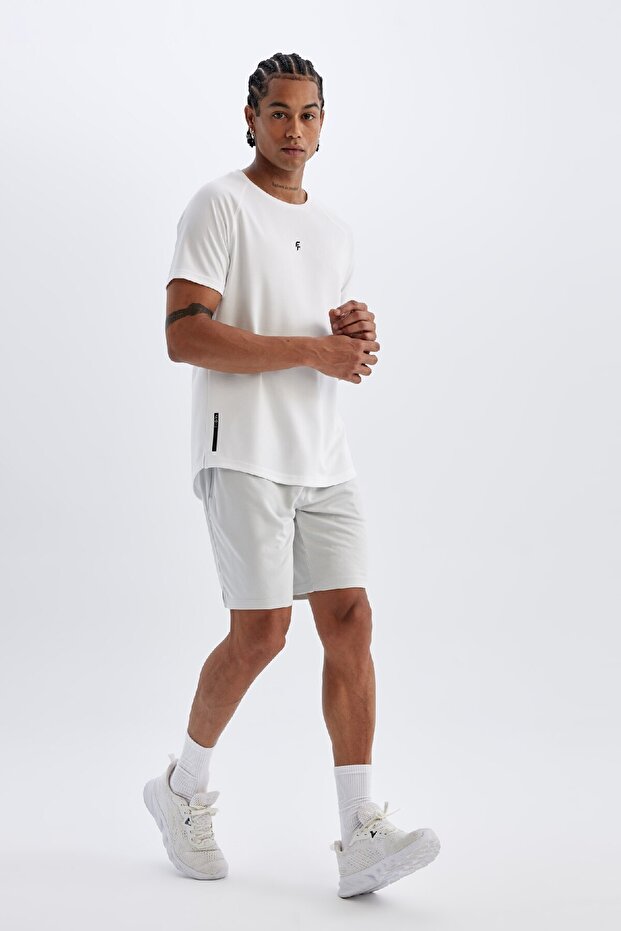 DeFactoFit Slim Fit Dar Kesim Sporcu Standart Paça Şort V3030AZ24AU - 3