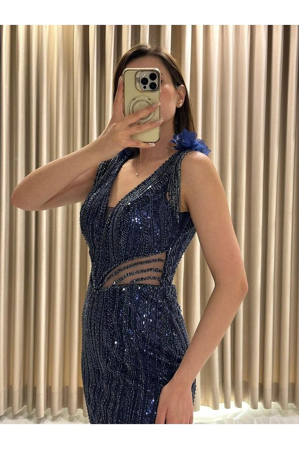 Lacivert 3 Boyutlu V Yaka Balık Model Abiye - 3