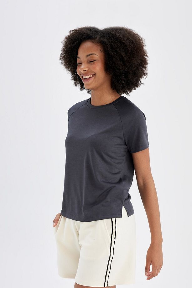 DeFactoFit Standart Fit Sporcu Kısa Paça Modal Şort D1279AX24HS - 5