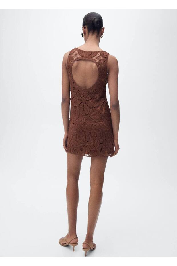 Sırtı açık kroşe elbise - 4