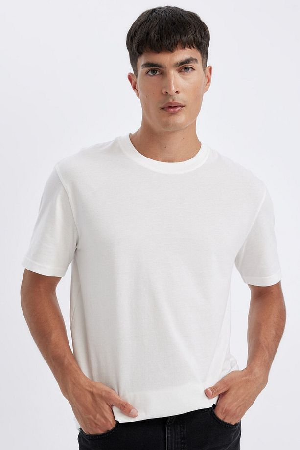%100 Pamuk New Regular Fit Bisiklet Yaka Basic Düz Kısa Kollu Beyaz Tişört V7699az24au - 1