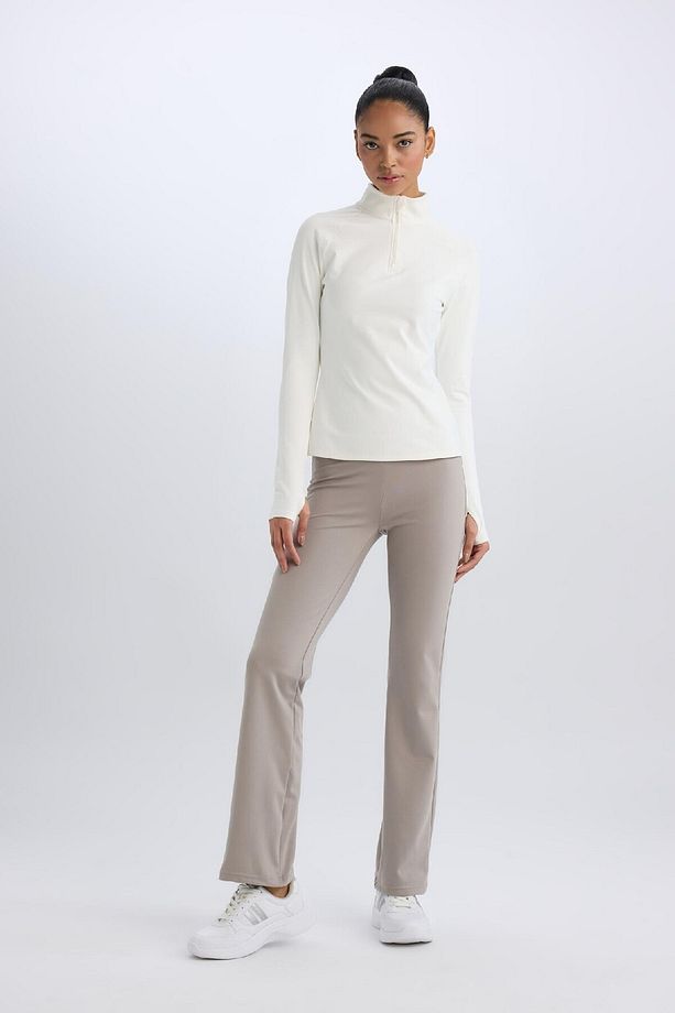 DeFactoFit Flare Fit Sporcu İnce Eşofman Altı İspanyol Paça Standart Boy Basic Düz B3988AX24AU - 4